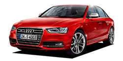 アウディ S4 B8