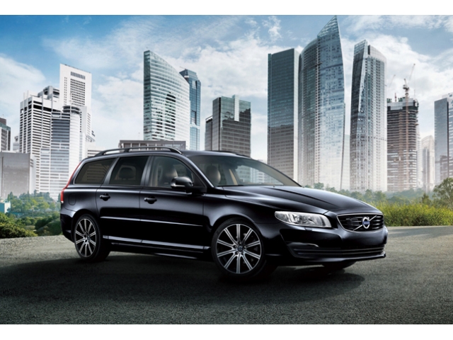 �ܥ�ܡ���V70����XC70���˥��ݡ��ƥ����ͤ����̸���֤��ɲ�