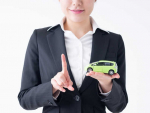 中古車を購入する際に年金でローンは組めるのか