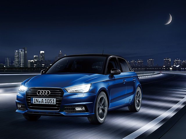 �����ǥ�����A1 Sportback midnight limited����9������ܤ�ȯ��