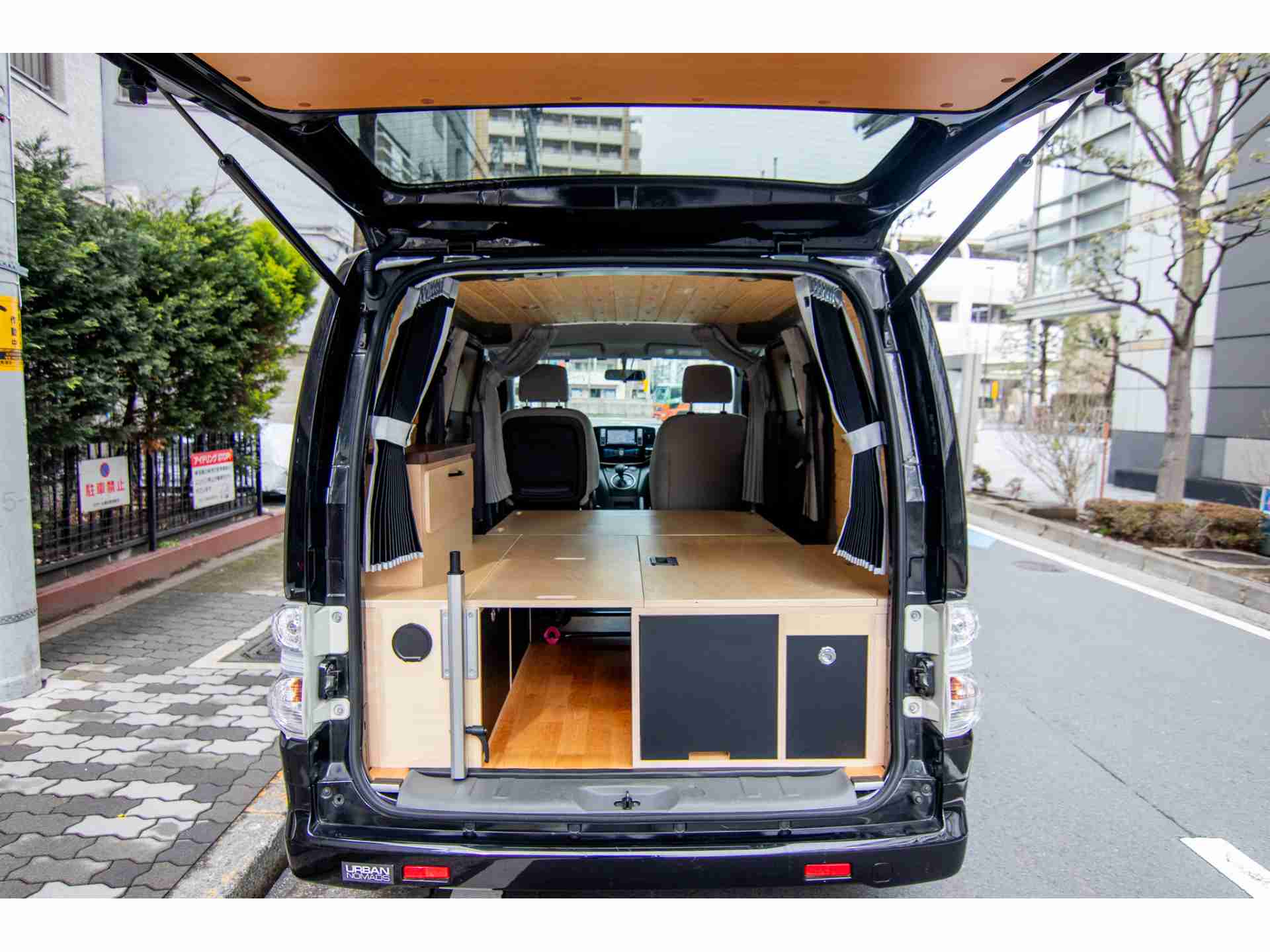 EV�����ԥ󥰥�����EV-KAGO��ȯɽ��e-NV200�١���
