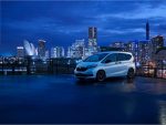 ホンダ　フリード/フリード＋一部改良　黒基調の特別仕様車も設定