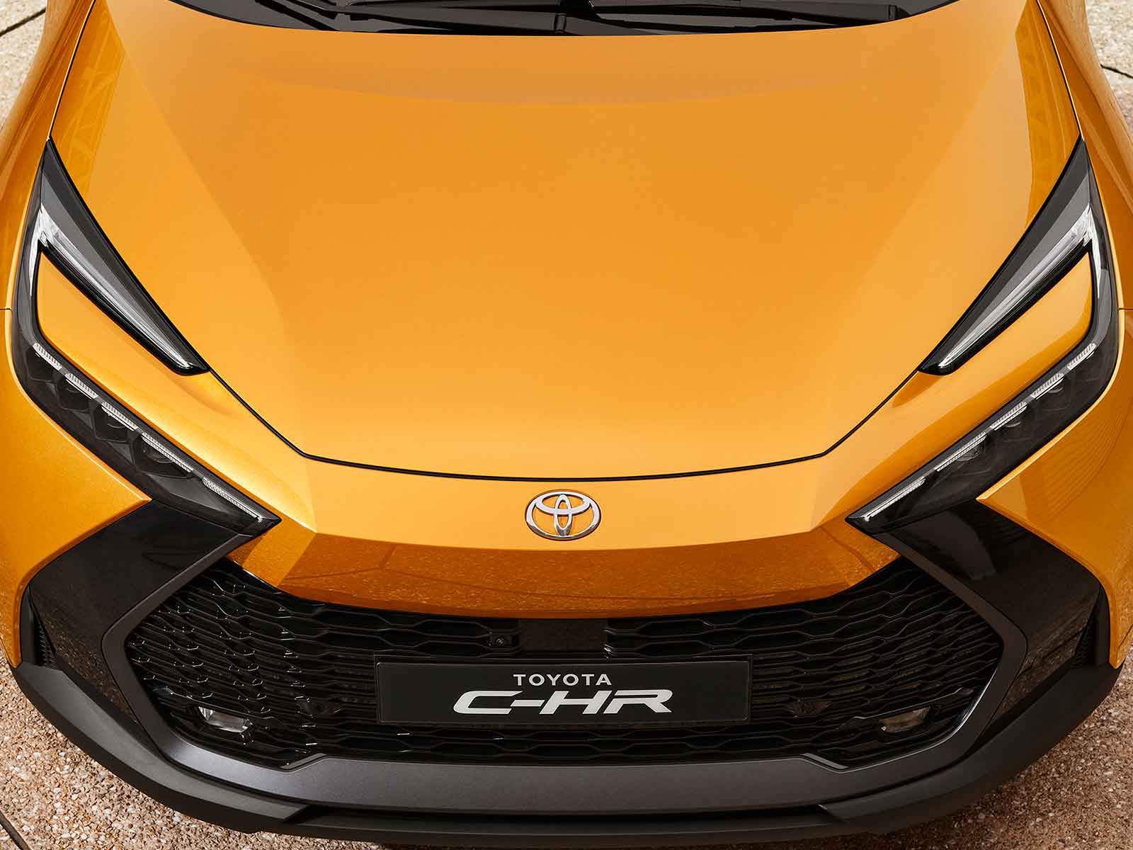 �ȥ西 ������C-HR�ײ���ȯɽ �ץ饰����ϥ��֥�åɼ֤�����