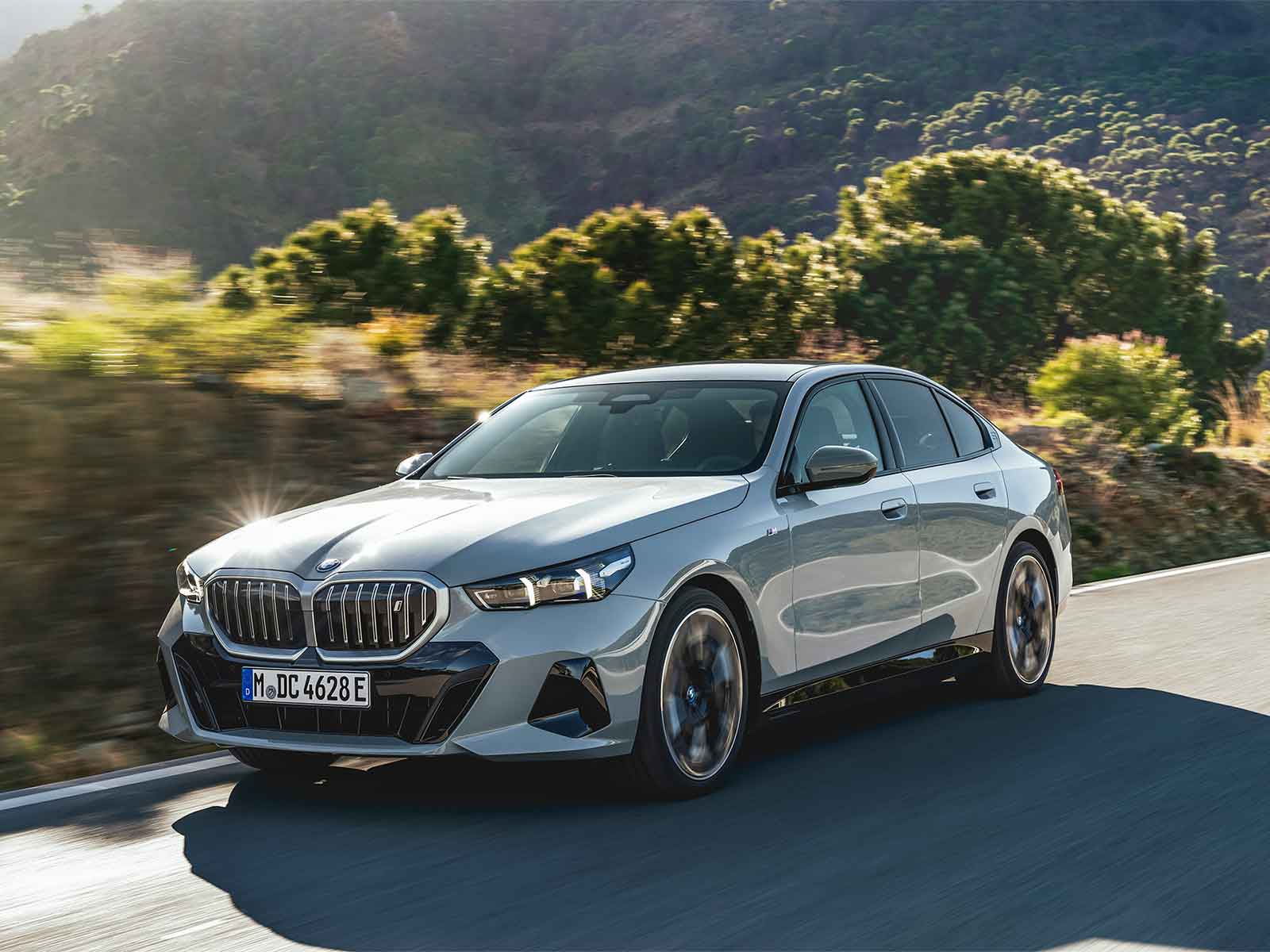 �����ޥ� �����Υ����������ȡ�7/8��7/14��BMW 5���꡼�� EVƳ����