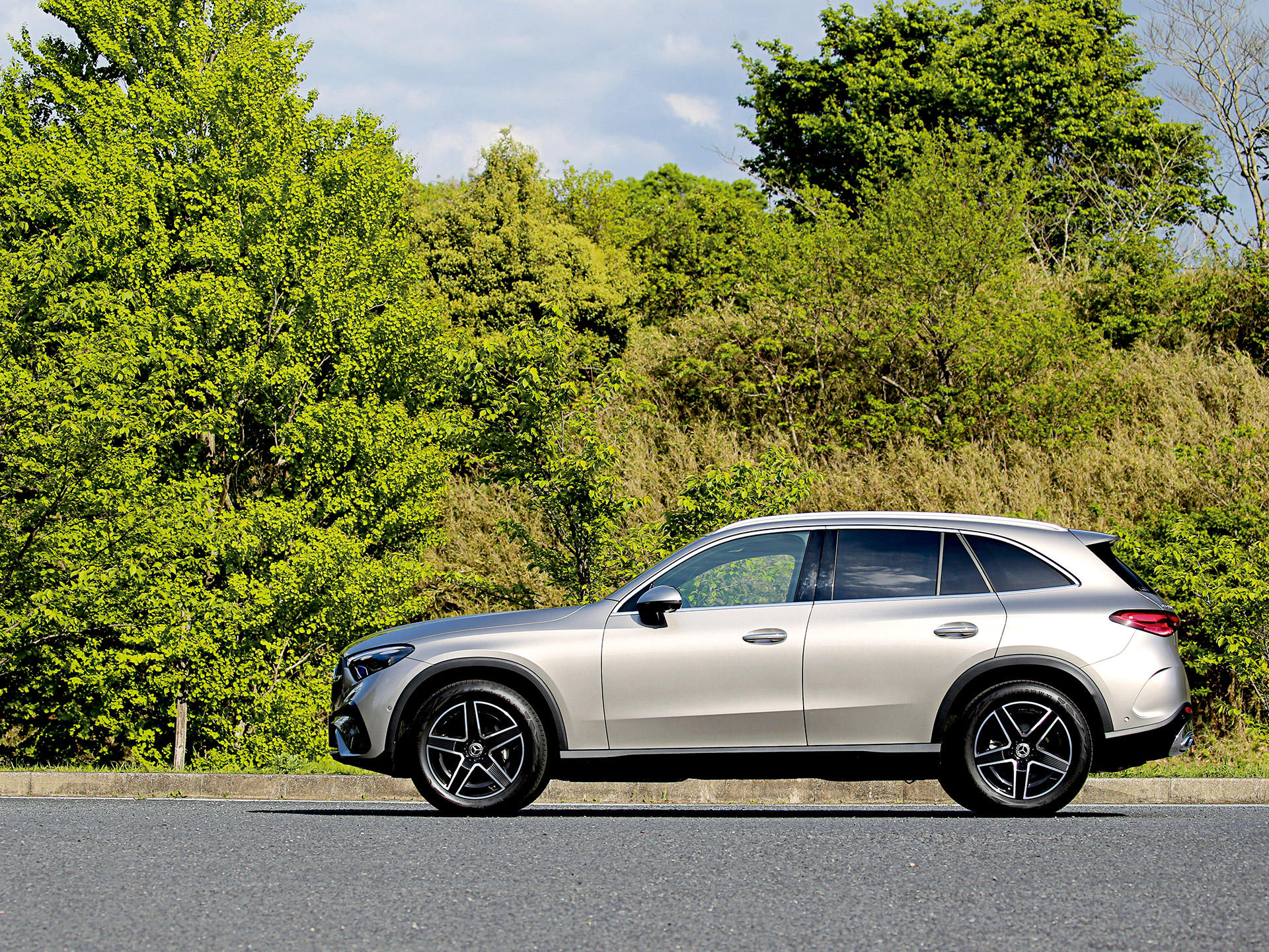 ͢���֥ߥɥ륯�饹SUV�ý����͵��������̥�Ϥȼ��ϡ��ǿ���ǥ뤫��ͤ餤����ż֤ޤ�