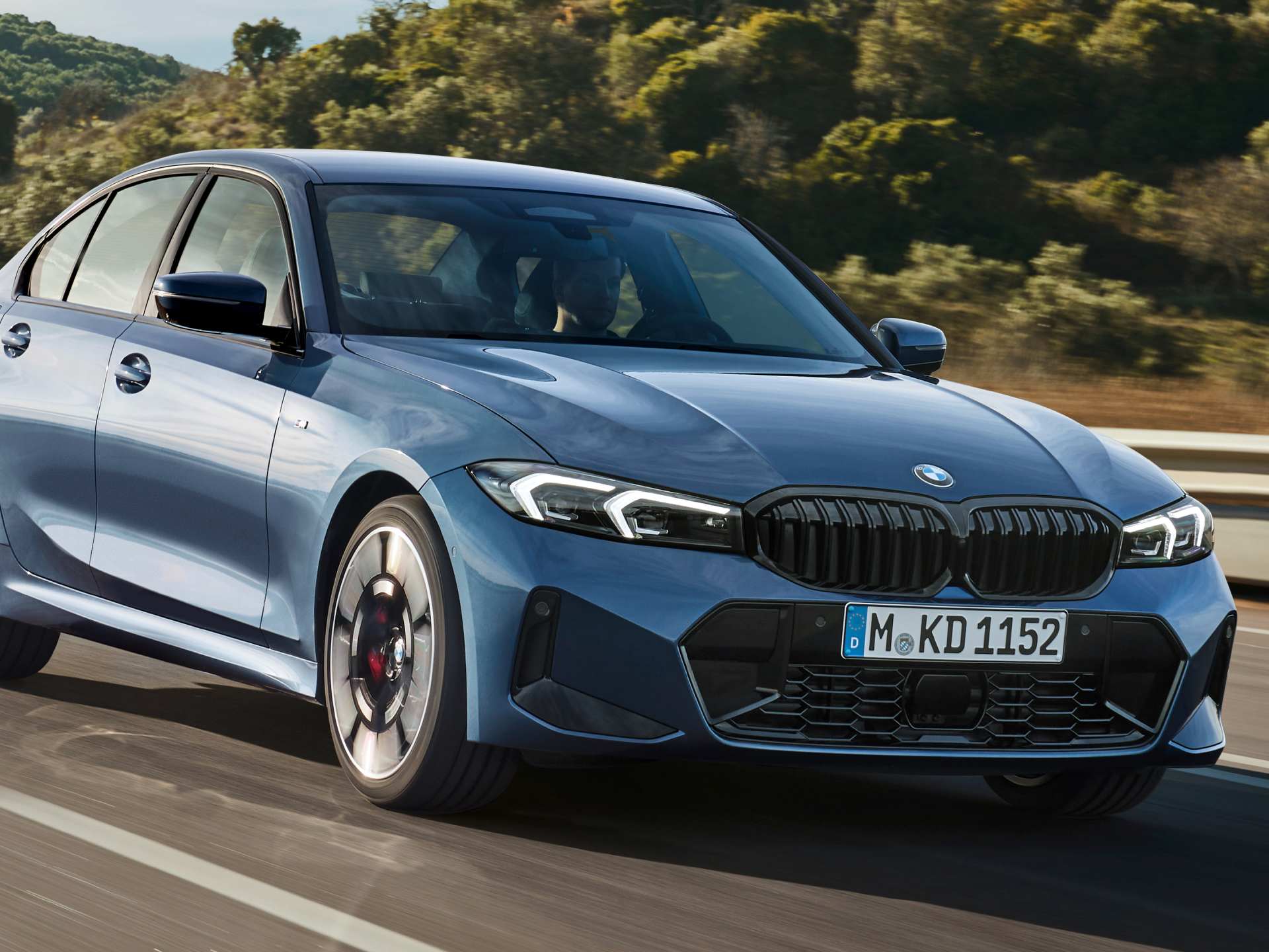 BMW ������3���꡼�� ������/�ġ���󥰡� M�ѥե����ޥ󥹥�ǥ�������򶯲�