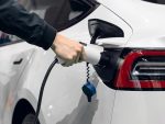 接続だけでEV充電～決済まで！「プラグアンドチャージ」2025年度から導入へ テラチャージ