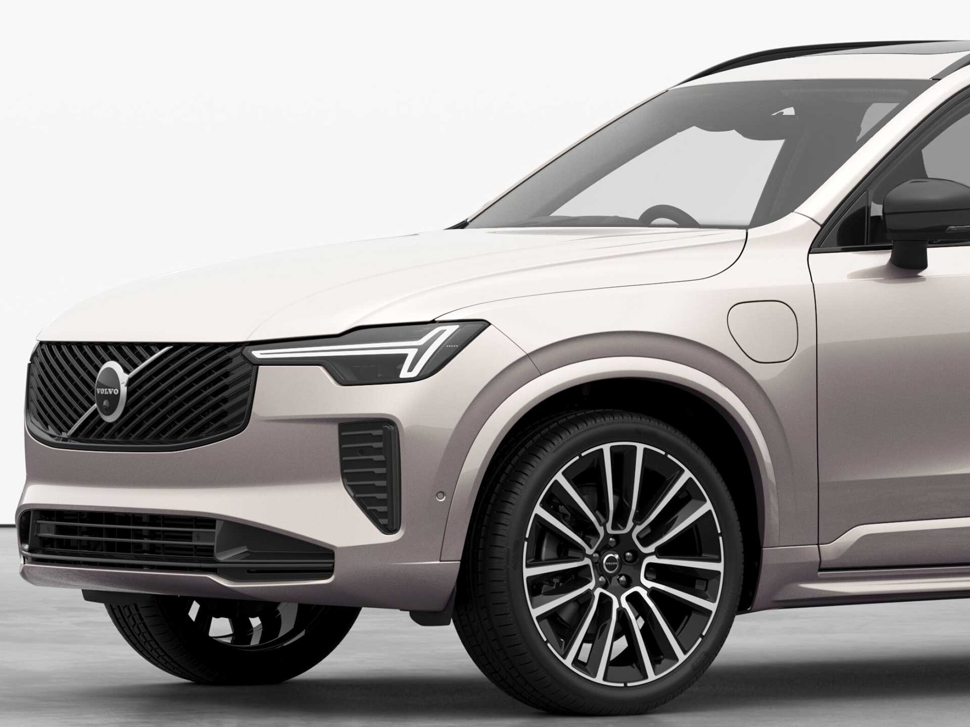 �ܥ�� �ʲ�����XC90�פϥǥ�����쿷 �Ȥ��䤹���ɵᤷ���ϥ��֥�å�SUV