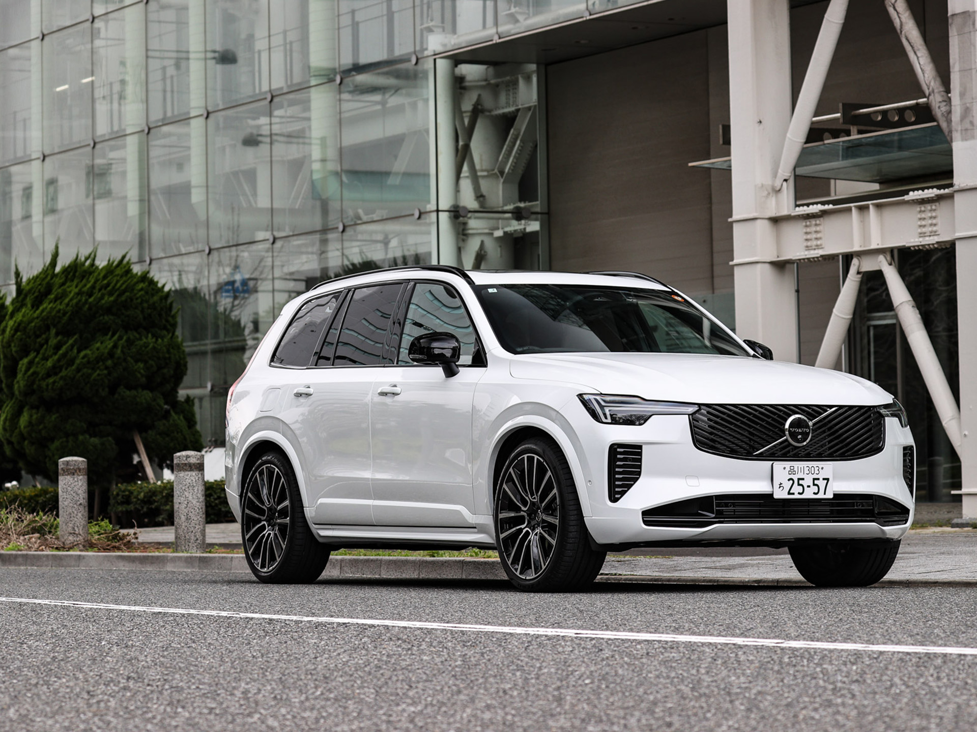 ������XC90�ϥե�å����åפ餷�����ʤǲ�Ŭ�ʥܥ�ܤ��ڶ���ä���