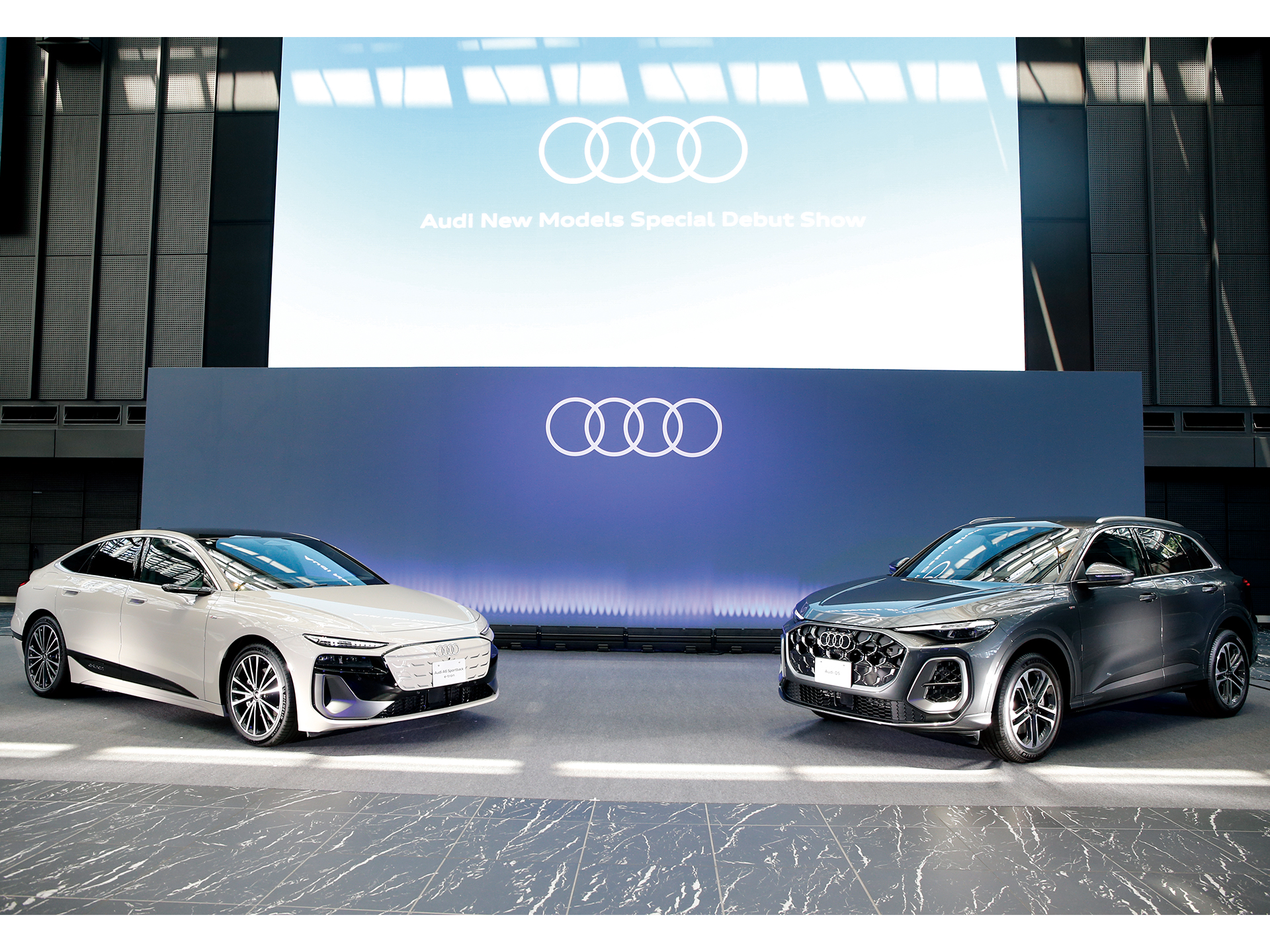 �����ǥ� ������Q5�ס���A6 e-tron�ץǥӥ塼��ȯɽ����������줿�������ά�Ȥ�