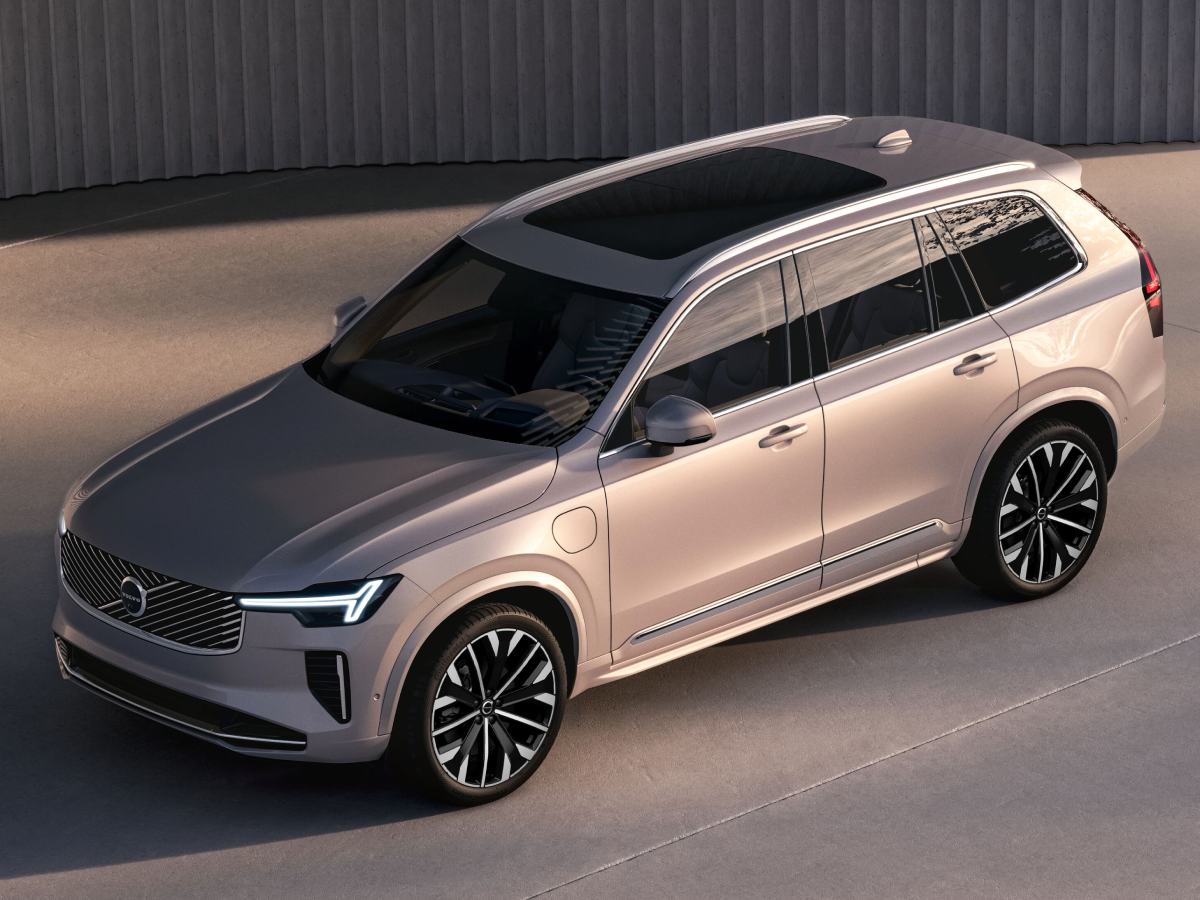 �ܥ�ܡ�XC90�פ˥��쥬��Ȥʵ��������������륯������Ǥ������̸����ǥ�