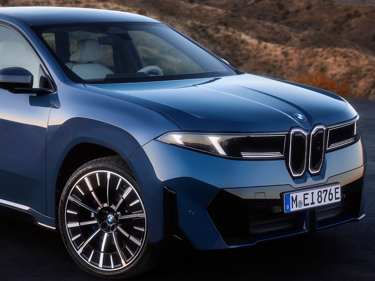 BMW ������iX3�ץ������������̤��ָ��Υǥ�����ȥƥ��Υ���������Ϫ