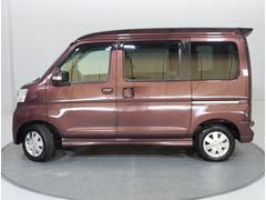 ����ξ¦���饤�ɥɥ����ѡ�������¦����ư���饤�ɥɥ��ˤʤäƤ��ꡢ�٤μ֤��ɤˤ֤Ĥ��Ƥ��ޤ����ۤ�̵���Τǡ������ͤ䤴ǯ�ۤ���������¿��Ǥ��� 6