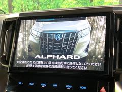 �ڽ�������������ʥӡۿ͵��ν����ʥӤ������������ǥ�����ǽ�⽼�¤��Ƥ��ꡢ�£�������������³����Ф������Υ��ޥۤ�ͣУ��ץ쥤�䡼�β��ڤ������ǽ�������α�ž������˳ڤ����ʤ�ޤ����� 3