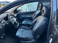 ���졼�ɤϡ��ء����ɥ����ӣ������٤Ȥʤ�ޤ��� 5
