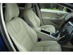�ɼ���͢���֤�õ���ʤ顢�����Ф����Ҥˤ�Ǥ�����������и�˭�٤ʥץ����ܤǸ������������ʼ����Ĥ������ʼ�ξ����·���Ƥ���ޤ�����������������ʥ��ݡ��������ǡ��¿����¤Υ����饤�դ����פ��ޤ��� 6