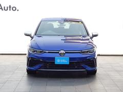 �֣פΥǥ����󡣻����ȿ�Ǥ������å��󥹤�ä��ʤ���⡢�����ή�Ԥ丫���ܤ����Υ���ѥ��Ȥ�ή����ʤ��ǥ�����ϡ�����ץ�ǥԥ奢������Ū�������������߽Ф��Ƥ��ޤ��� 2