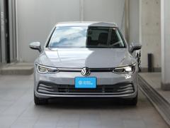 �֣פΥǥ����󡣻����ȿ�Ǥ������å��󥹤�ä��ʤ���⡢�����ή�Ԥ丫���ܤ����Υ���ѥ��Ȥ�ή����ʤ��ǥ�����ϡ�����ץ�ǥԥ奢������Ū�������������߽Ф��Ƥ��ޤ��� 2