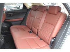 ���ҤǤϡ���°�����åդˤ��롼�९�꡼�˥󥰤�ܹ�����Ÿ����Ǽ�֤�����ĺ���Ƥ���ޤ�������ľ��μ�ξ�ϡ����꡼�˥����ξ��֤�Ÿ��������ĺ���Ƥ�����⤢��ޤ�����Ǽ�ֻ��ˤϥԥ��ԥ��˻ž夲�ޤ��� 2
