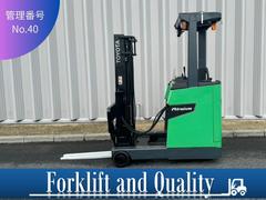 トヨタ　　フォークリフトの型式８ＦＢＲ１５・燃料タイプバッテリー・荷重１．５ｔ・揚高３．０ｍ・マストの種類２段・アタッチメント名と型式なし　１４，４５２ｈ（トヨタ）