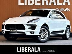 マカン　マカン　ＰＡＳＭ　ＬＫＡ　純正ナビ　ＴＶ　バック／サイドカメラ　黒革　１４ＷＡＹパワーシート　シートヒーター　パワーバックドア　１８インチＡＷ　センターカラークレスト　キセノンライト　オートエアコン　ＥＴＣ（ポルシェ）