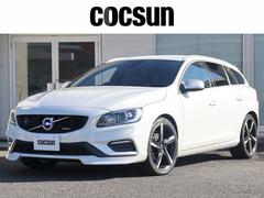 Ｖ６０　Ｔ５　Ｒデザイン　Ｄｒｉｖｅ－Ｅ直列４気筒２．０Ｌターボエンジン　アイシンＡＷ製８速オートマチックトランスミッション　スポーツレザーシート　シートヒーター　１９インチアルミホイール　リアビューカメラ　ドライブレコーダー（ボルボ）