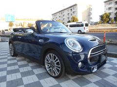 ��������ǯ���ΣͣɣΣɥ���С����֥롢������������㥿�����ե��󥸥���ܤΣӥ��졼�ɤ����ˤ������ޤ������ܥǥ��ˤϥ��ץ���󥫥顼�֥�ԥ��饰���奢�꡼�֥롼�פ����祤������Ƥ��ꡢ��ޯ��ʻ��ͤǤ��� 2