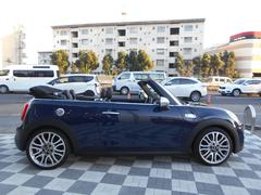 ������������פ䥹�ݡ��ĥ쥶�����ƥ���󥰡ʥ�⥳���աˡ����եȥȥåפ䥤��ƥꥢ�ѥͥ롢�쥶�������Ȥ����ѥǥ�����ˤʤ�֣ͣɣΣɥ楢�����Уˣǡ�����֤Ǥ����ɤ���������줿�������⤤�Ĥ���Ǥ��� 3